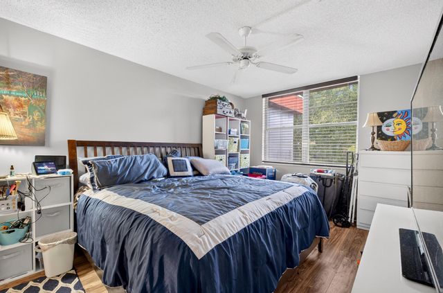 2600 NW 49th Avenue 410, Lauderdale Lakes, FL 33313