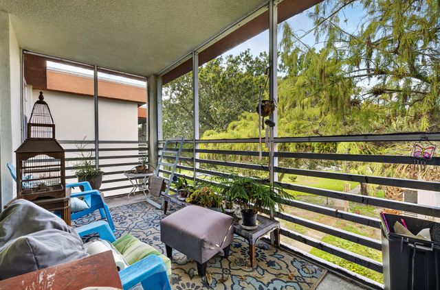 2600 NW 49th Avenue 410, Lauderdale Lakes, FL 33313