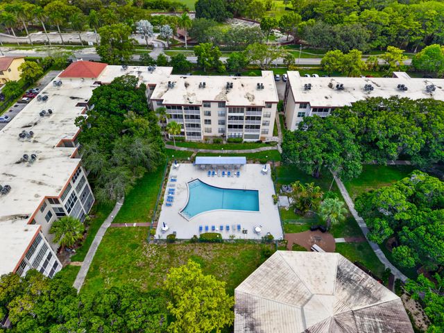 2600 NW 49th Avenue 410, Lauderdale Lakes, FL 33313