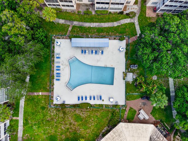 2600 NW 49th Avenue 410, Lauderdale Lakes, FL 33313