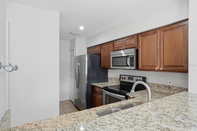 2402 NORTHLAKE DRIVE 2402, Sanford, FL 32773