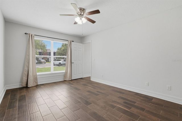 2402 NORTHLAKE DRIVE 2402, Sanford, FL 32773