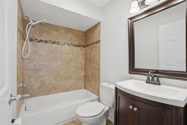 2402 NORTHLAKE DRIVE 2402, Sanford, FL 32773
