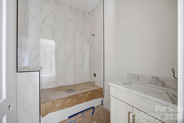 207 Kingsbridge Road, Salisbury, NC 28144