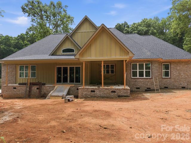 207 Kingsbridge Road, Salisbury, NC 28144
