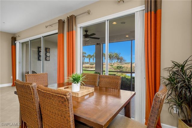 9064 Siesta Bay DR 5-102, Naples, FL 34120