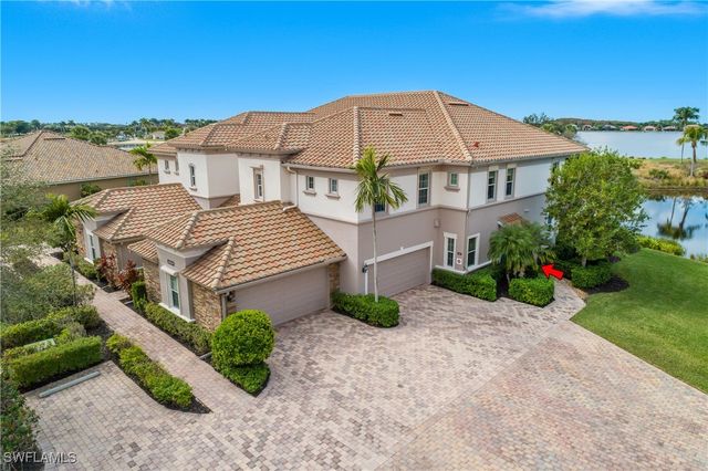 9064 Siesta Bay DR 5-102, Naples, FL 34120