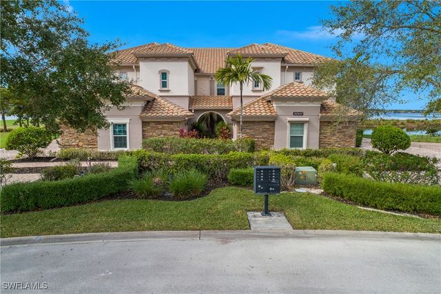 9064 Siesta Bay DR 5-102, Naples, FL 34120