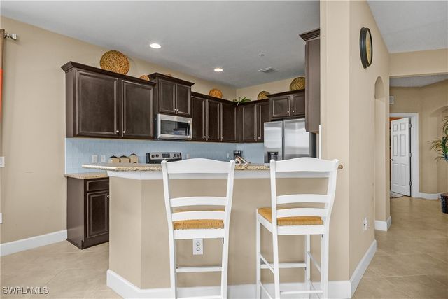 9064 Siesta Bay DR 5-102, Naples, FL 34120