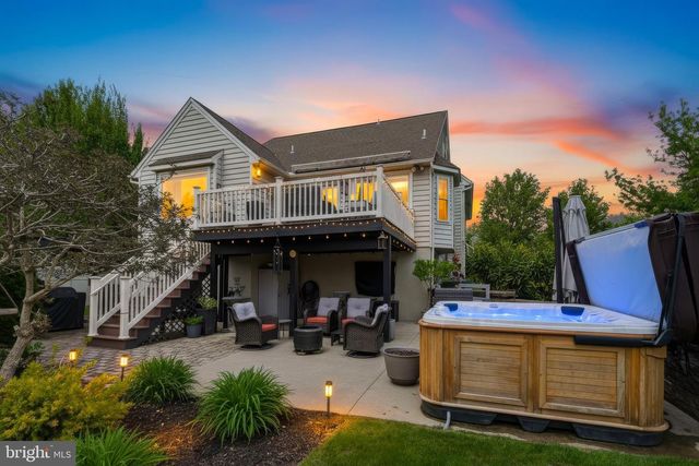 54 CIRCLE ROCK DR, Ephrata, PA 17522
