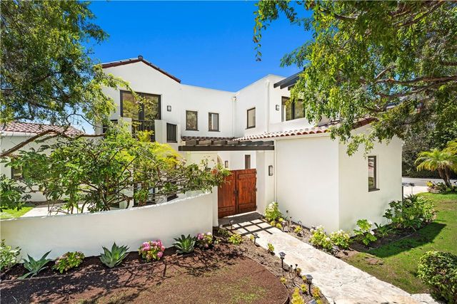 1280 Morningside Drive, Laguna Beach, CA 92651