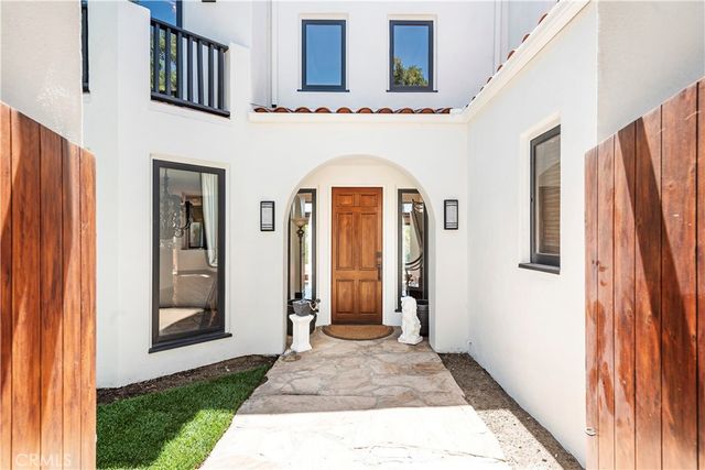 1280 Morningside Drive, Laguna Beach, CA 92651