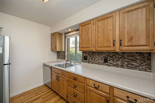 272 Cedar Grove Drive B, St Charles, MO 63304