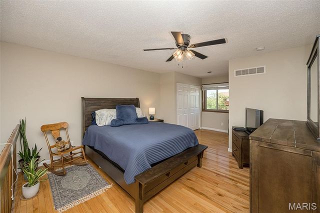272 Cedar Grove Drive B, St Charles, MO 63304
