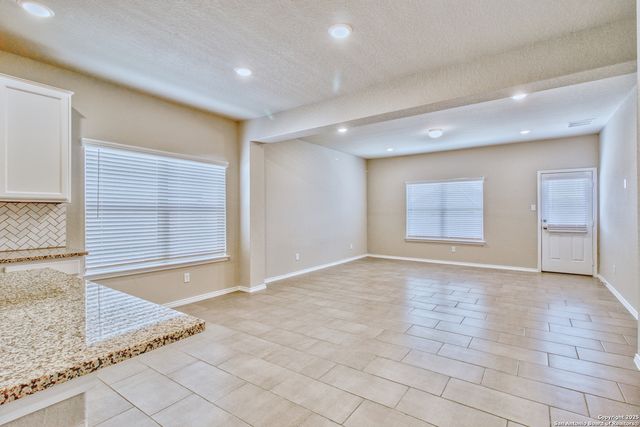 1649 Couser Ave, New Braunfels, TX 78132
