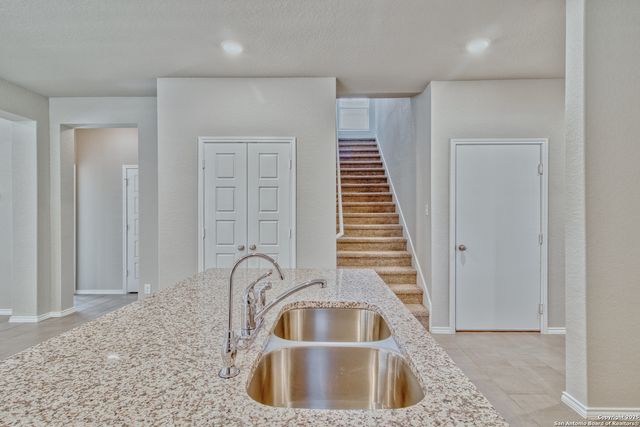 1649 Couser Ave, New Braunfels, TX 78132