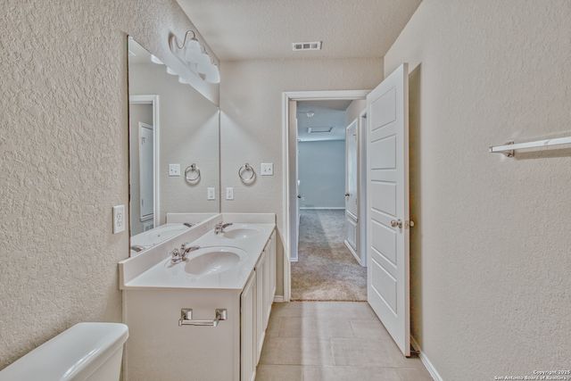 1649 Couser Ave, New Braunfels, TX 78132