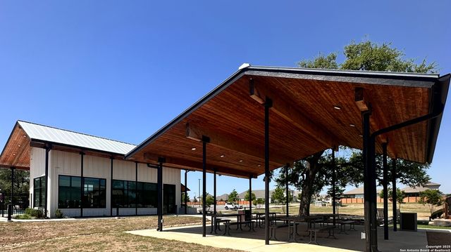 1649 Couser Ave, New Braunfels, TX 78132