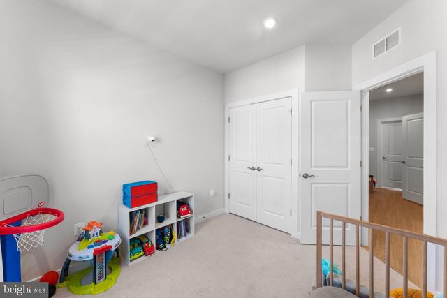 1783 HICKORY WOODS RD, Dumfries, VA 22026