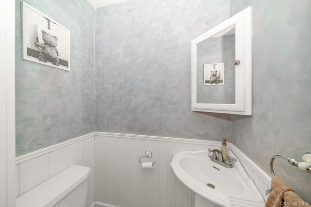 209 Claxton Avenue, Bellmore, NY 11710