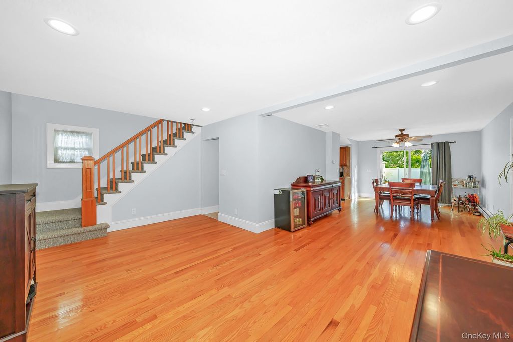 209 Claxton Avenue, Bellmore, NY 11710 — photo 3
