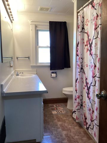 808 S Burgess Avenue, Columbus, OH 43204