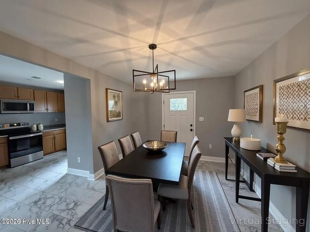 203 Stewart Avenue, Clinton, NC 28328