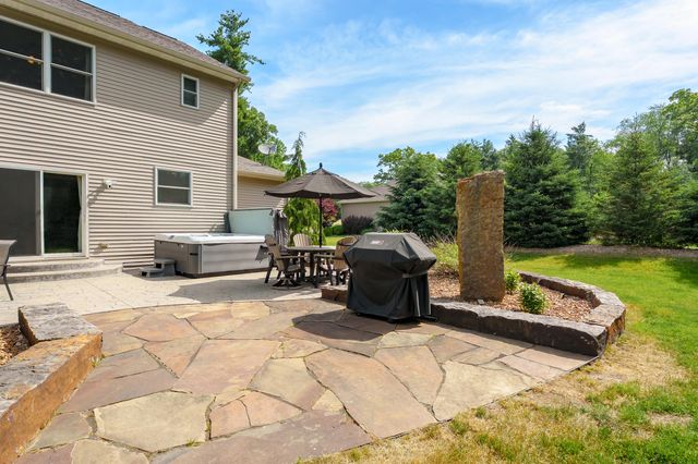 7585 Oakwood Avenue, Texas Twp, MI 49009