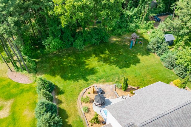 7585 Oakwood Avenue, Texas Twp, MI 49009