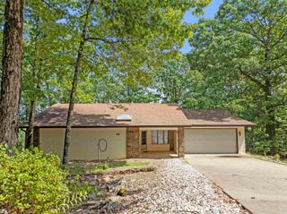 46 Acceso Circle, Hot Springs Village, AR 71909
