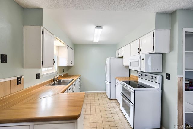 602 Phay Avenue, Canon City, CO 81212