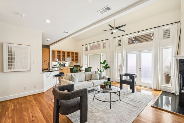 3524 Cedarplaza Lane, Dallas, TX 75209