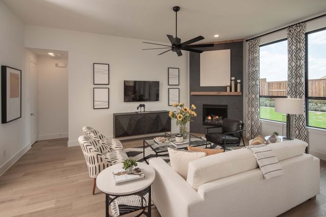 1604 Swan Street, Van Alstyne, TX 75495