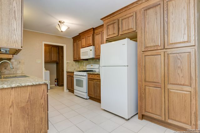 3214 Leyte, San Antonio, TX 78217