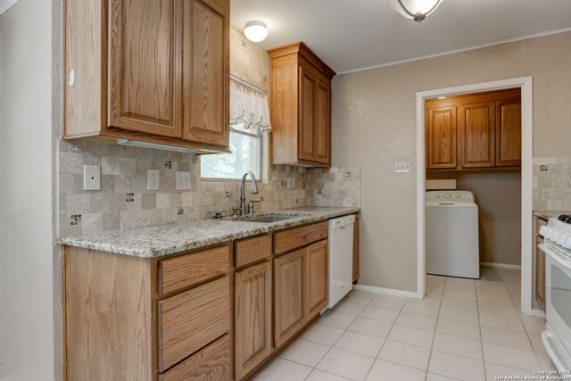 3214 Leyte, San Antonio, TX 78217