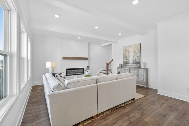 2101 Madelyn Branch Road, Columbia, TN 38401