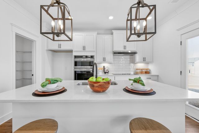 2101 Madelyn Branch Road, Columbia, TN 38401