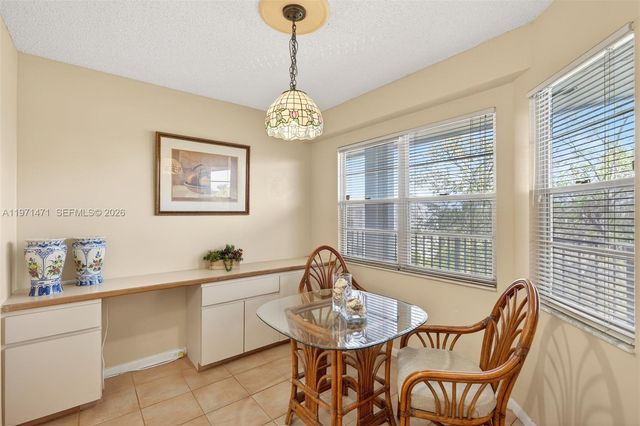 900 SW 125th Way 409R, Pembroke Pines, FL 33027