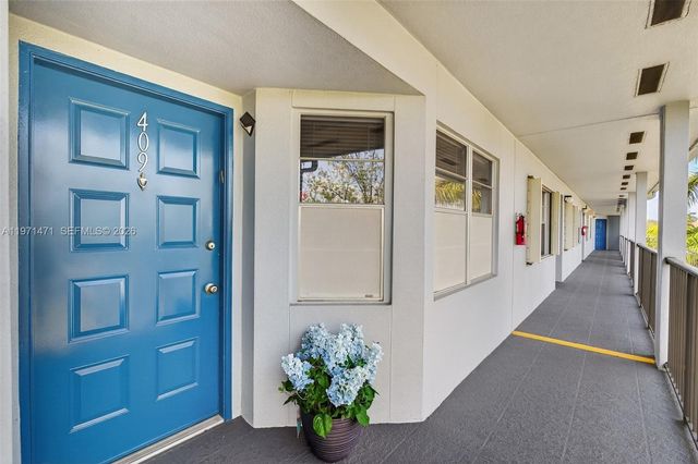900 SW 125th Way 409R, Pembroke Pines, FL 33027