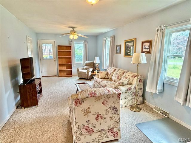 211 Westover Street, Camillus, NY 13209
