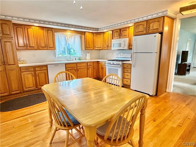 211 Westover Street, Camillus, NY 13209