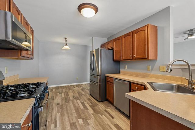 917 CARRINGTON DR, Red Hill, PA 18076