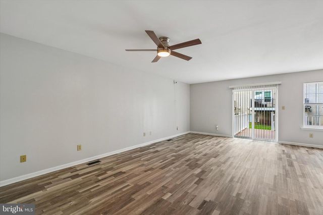917 CARRINGTON DR, Red Hill, PA 18076