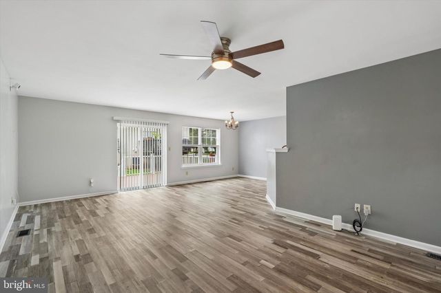 917 CARRINGTON DR, Red Hill, PA 18076