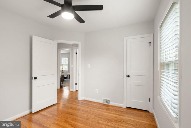 4010 74TH PL, Hyattsville, MD 20784