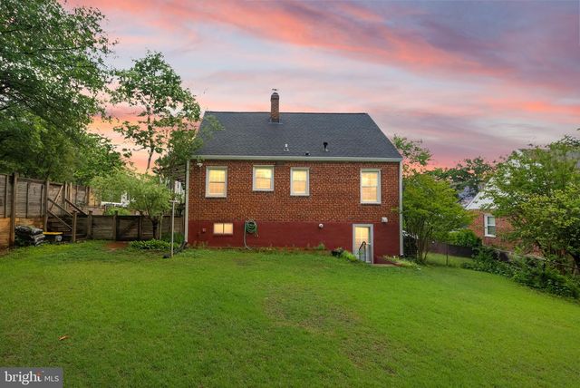 4010 74TH PL, Hyattsville, MD 20784