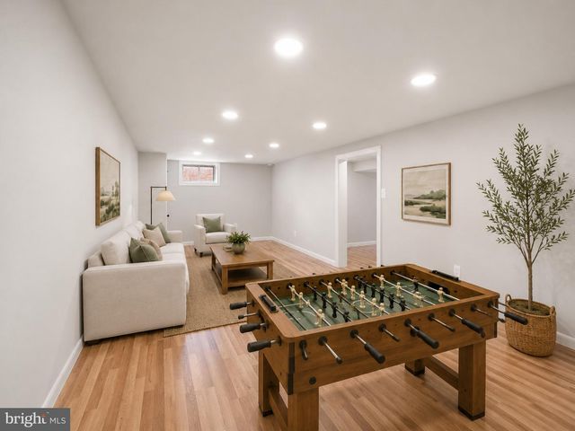 4010 74TH PL, Hyattsville, MD 20784