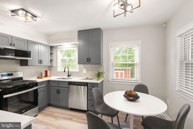 4010 74TH PL, Hyattsville, MD 20784