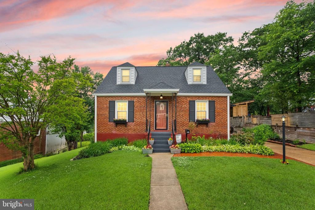 4010 74TH PL, Hyattsville, MD 20784