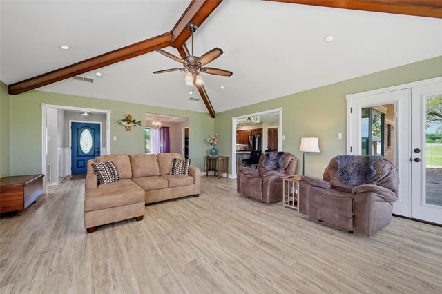 4877 Fm 84, Denison, TX 75020